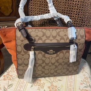 Coach purse with wallet. New with tags